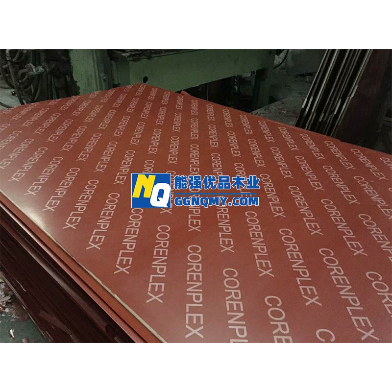 中高层用构筑木板，密度高，施工效能高，质量有保险